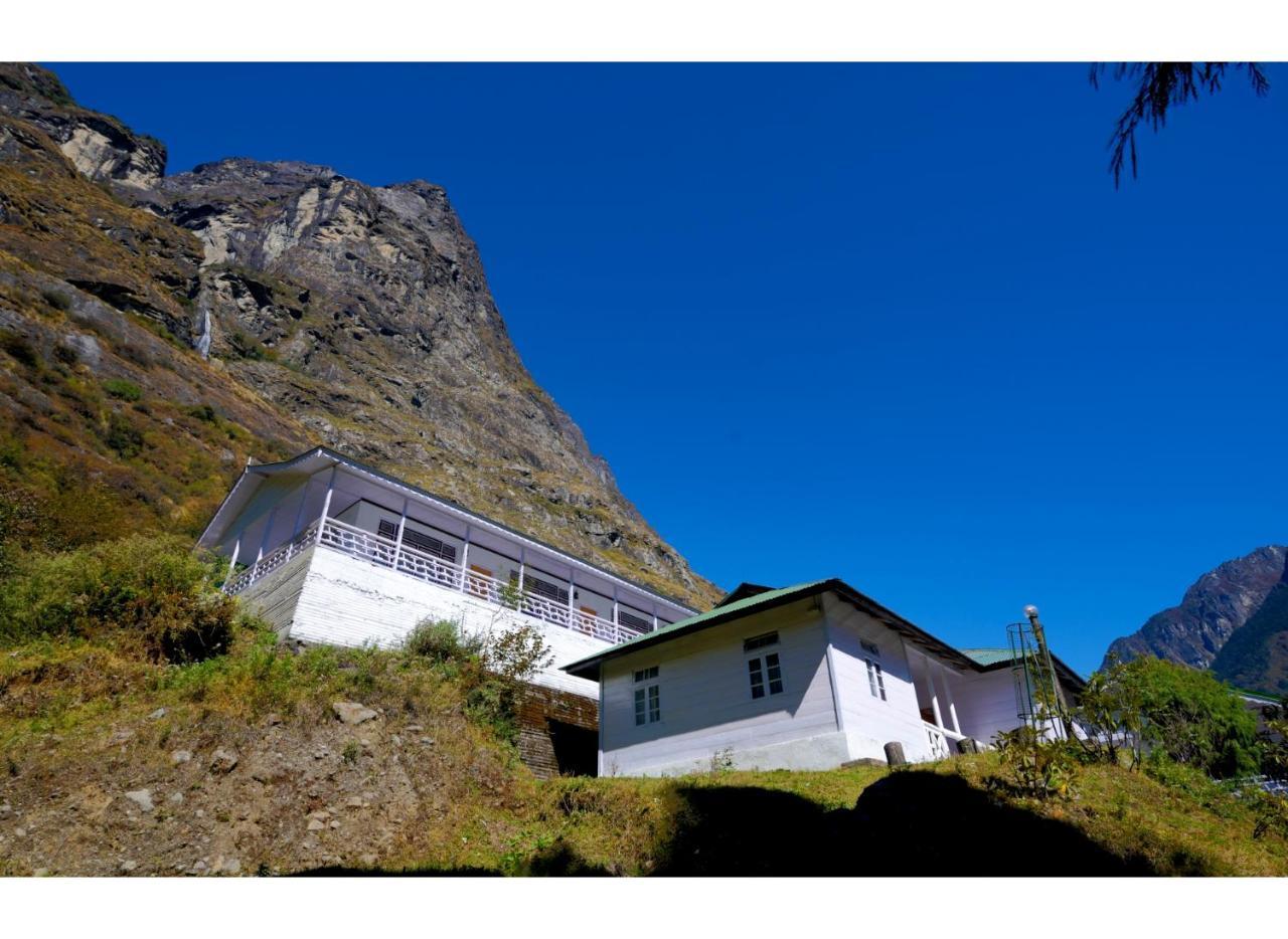 苏米特高山度假村 拉冲 外观 照片